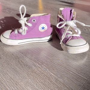 Toddler Purple Hightop All Star Converse. Size 6.